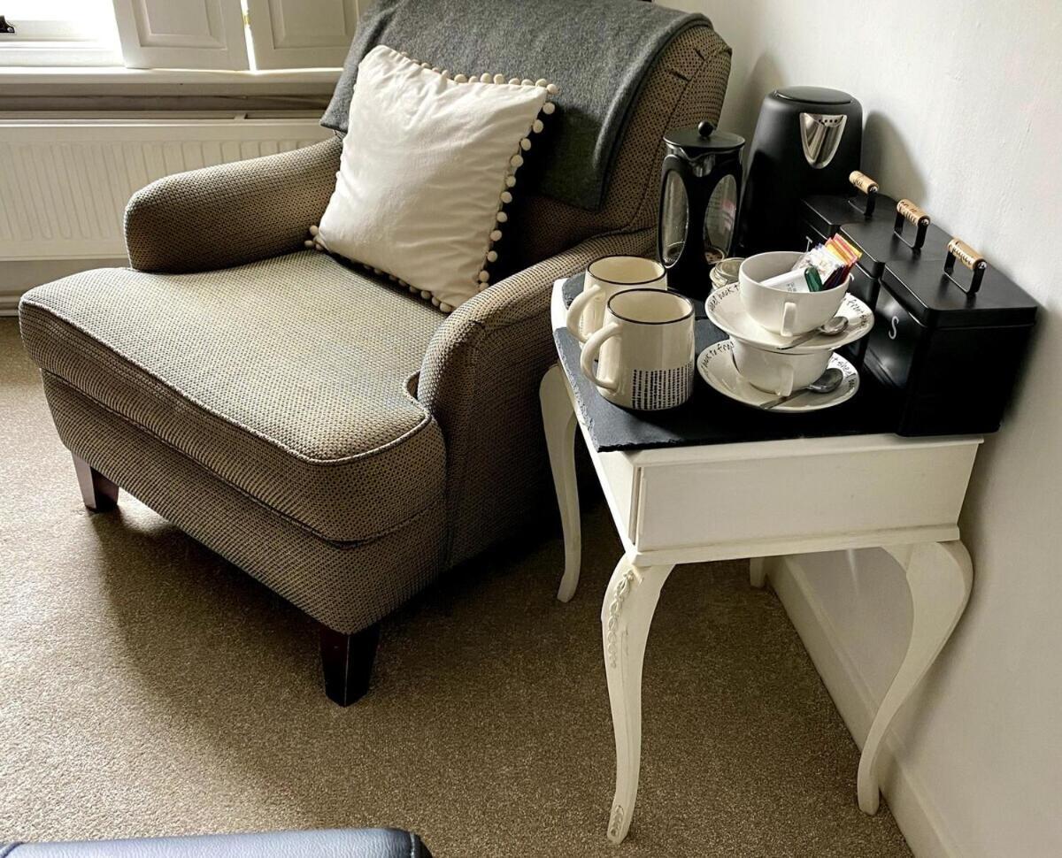 Chestnut Tree Cottage, 7 High Street Ardingly Δωμάτιο φωτογραφία